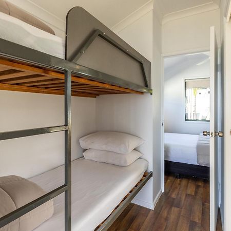 Nrma Bowen Beachfront Holiday Park Номер фото