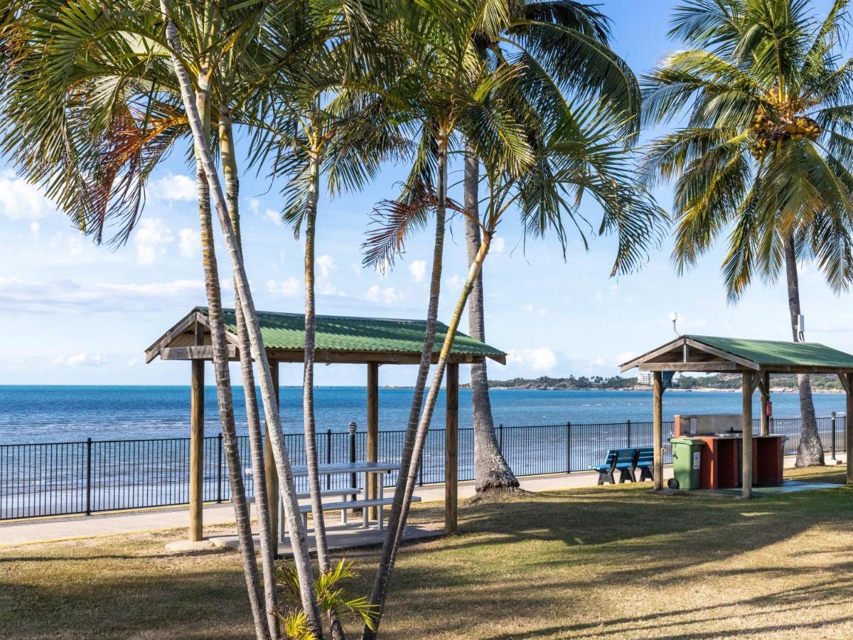 Nrma Bowen Beachfront Holiday Park Екстер'єр фото