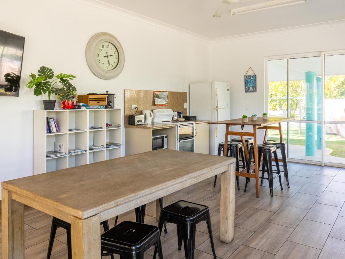 Nrma Bowen Beachfront Holiday Park Екстер'єр фото