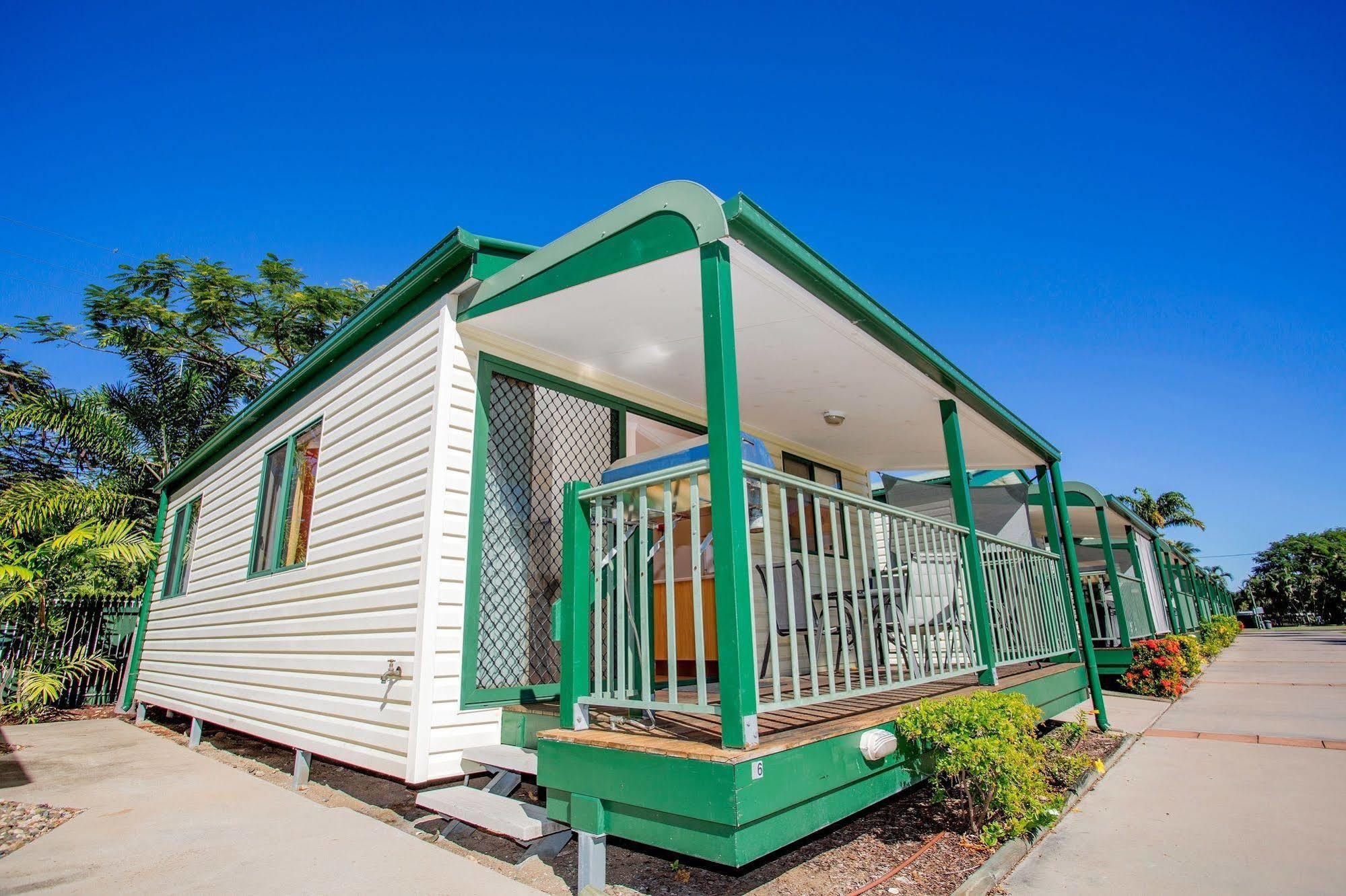 Nrma Bowen Beachfront Holiday Park Екстер'єр фото